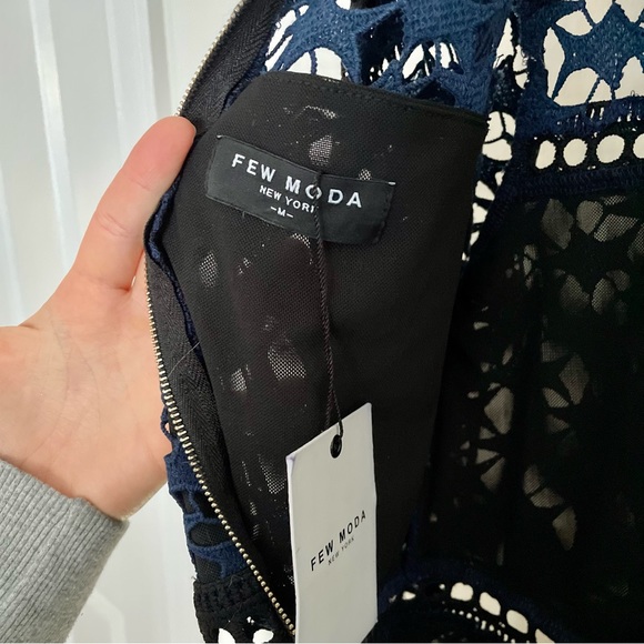 Few Moda Lace Dress - Picture 8 of 9